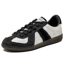 Load image into Gallery viewer, Abel Paisley Silk Sneakers
