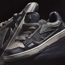 Load image into Gallery viewer, Osvaldo Black Mamba Sneakers
